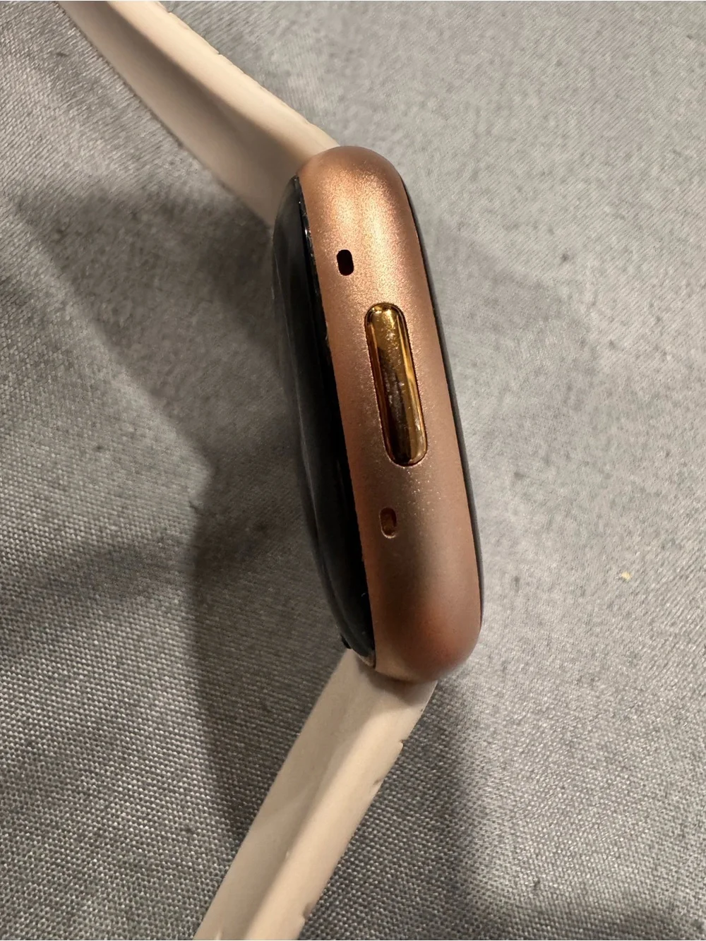 Fitbit Versa 4 Fitness Smartwatch